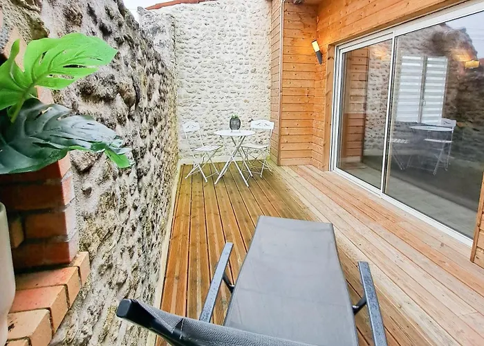 Les Cerisiers - Proche Du Golf, Des Thermes De Saujon Et Du Centre - Maison Familiale * Royan